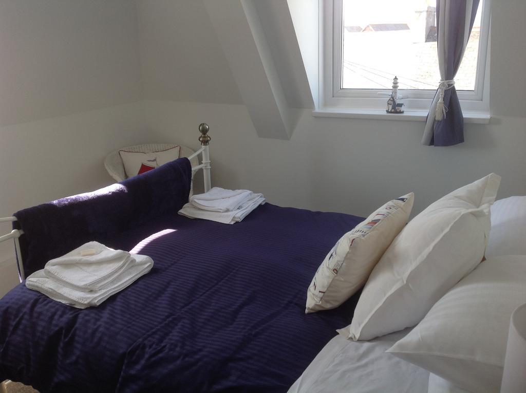Cambridge House Torpoint Quarto foto