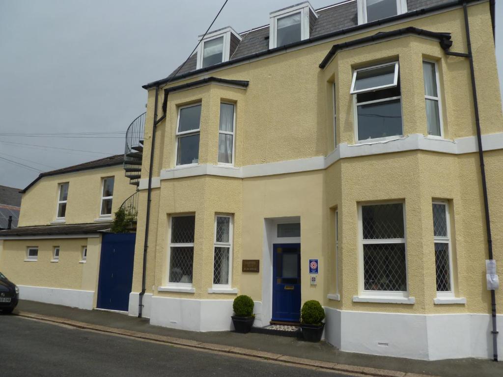 Cambridge House Torpoint Exterior foto